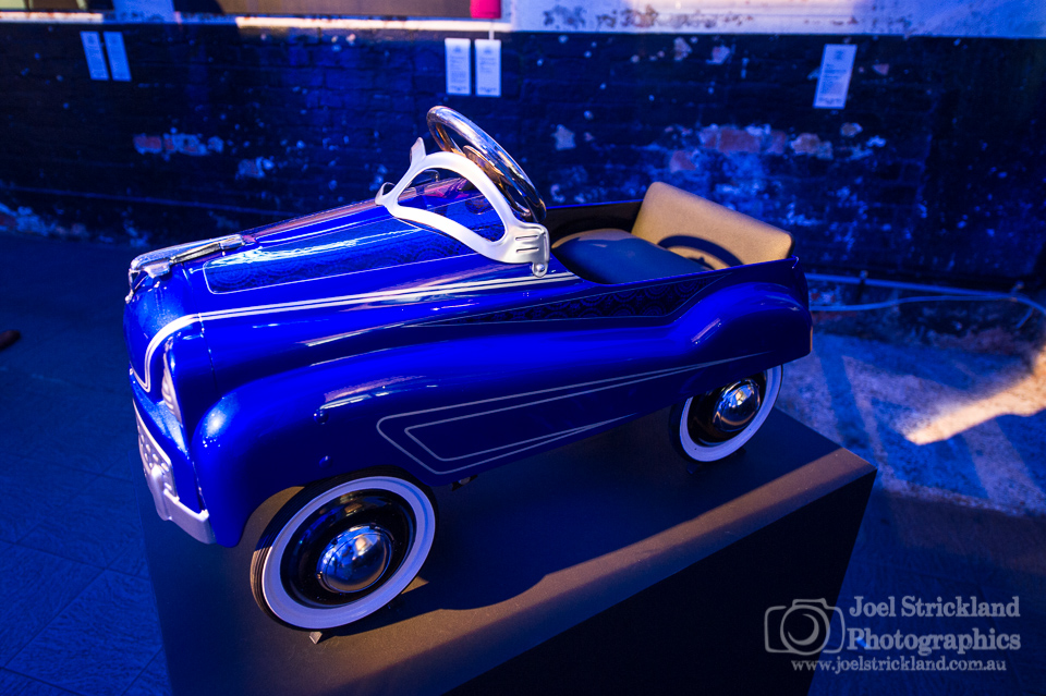 Outside the Oval - Ford Australia - Exhibition - 1000 Pound Bend Gallery - October 2014
