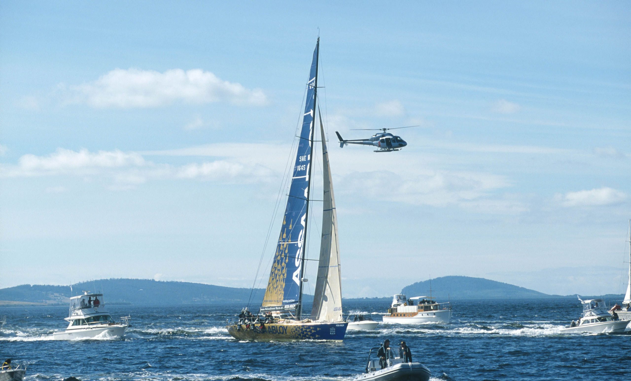 56226_'01 Sydney to Hobart - Assa Abloy.jpg