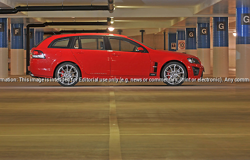 Holden HSV R8 Tourer in carpark lit by SB800