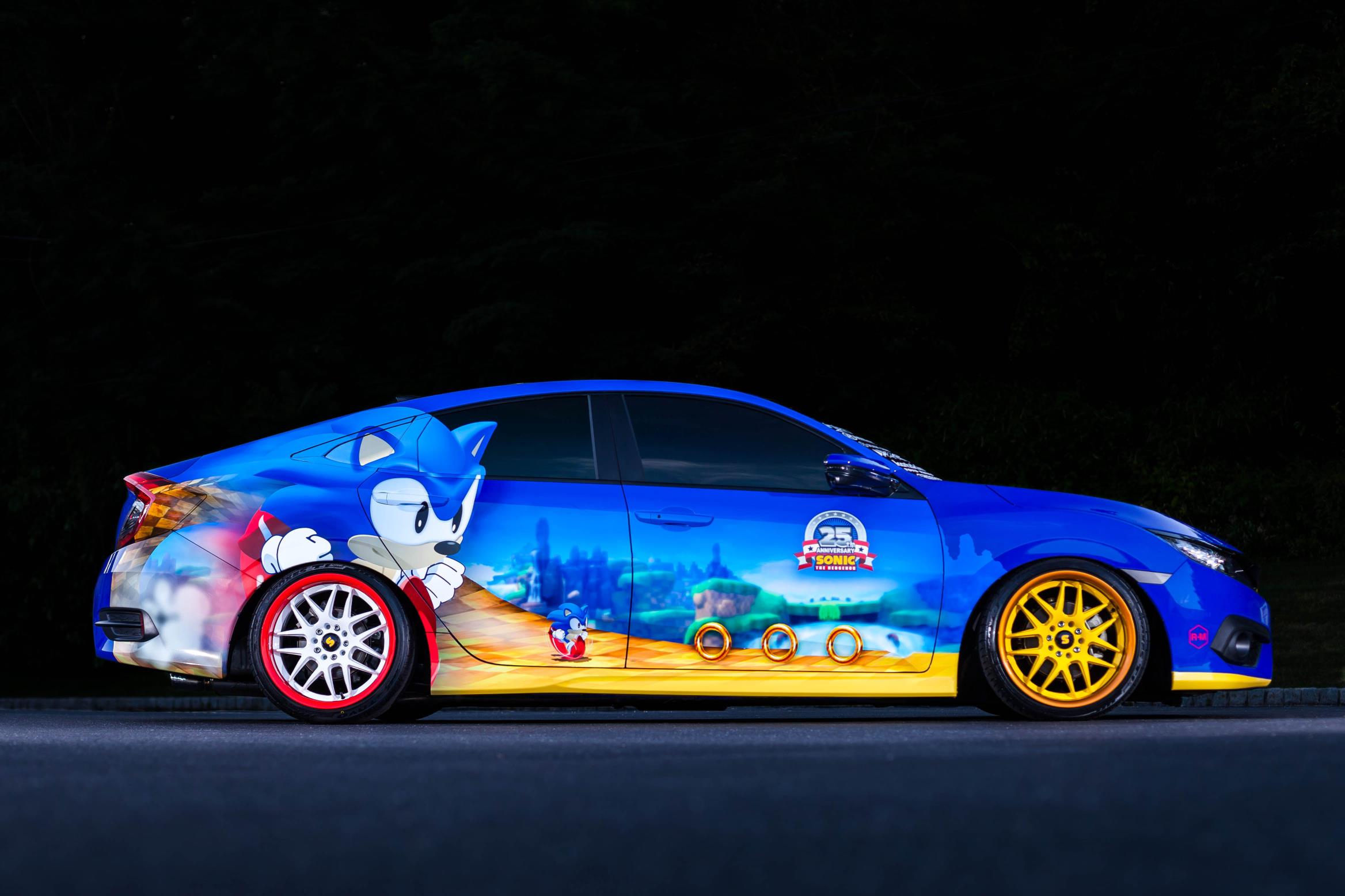 Honda Debuts Custom-Designed “Sonic Civic” at Comic-Con; Joi
