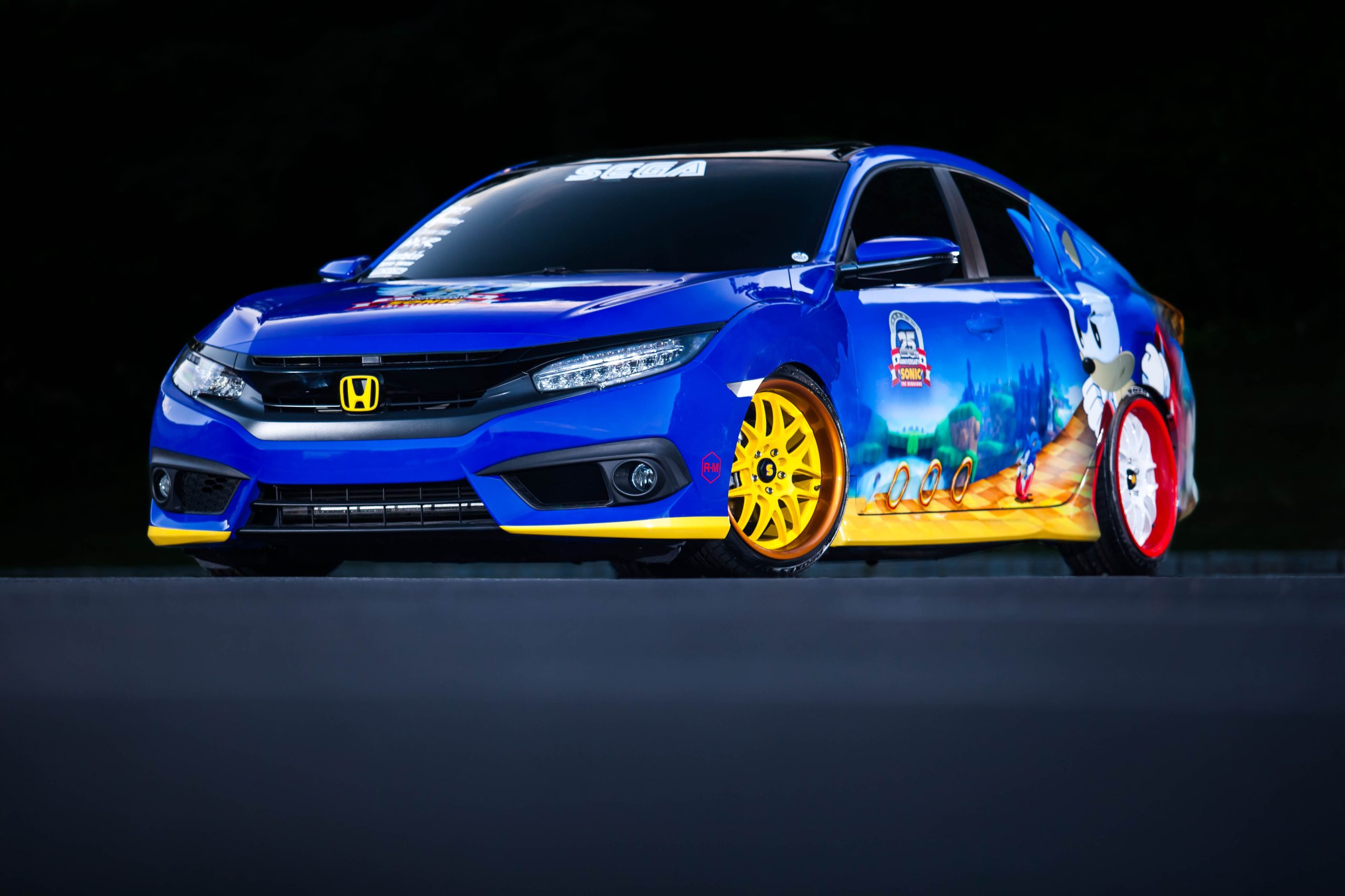 Honda Debuts Custom-Designed “Sonic Civic” at Comic-Con; Joi