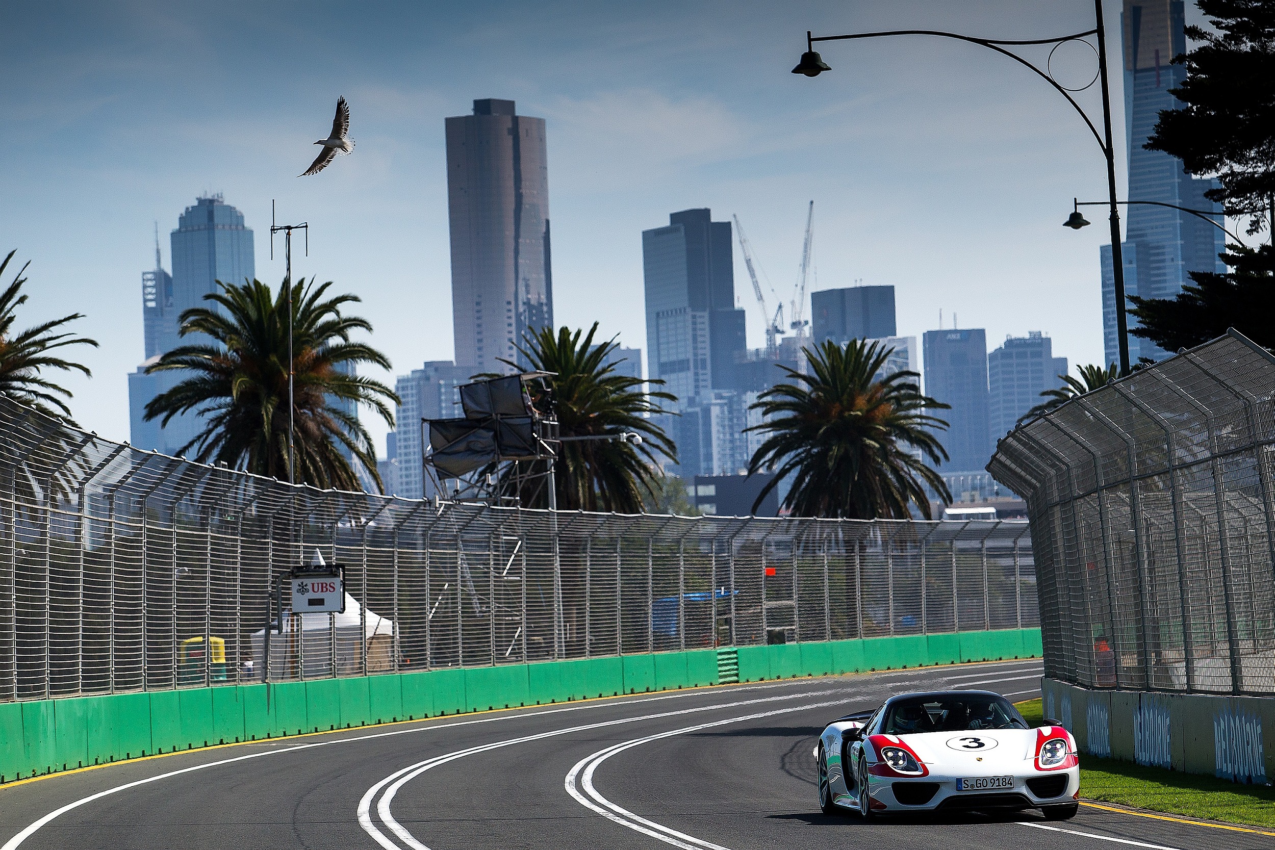 Porsche 918 Spider at Australian F1 Grand Prix